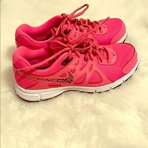 Women’s Nike Revolution 2 Sneakers